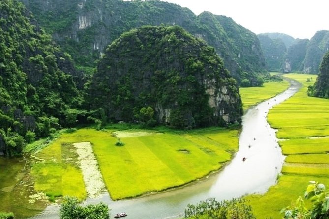 Hoa Lu Tam Coc Full-Day DELUXE Tour Including BUFFET LUNCH & River Boat Ride - The Hanoi transfer can shape your whole day