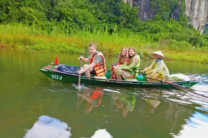 Hoa Lư Tam Coc & Mua Cave full day Including Buffets Lunch - Why Tam Coc is worth the long ride from Hanoi