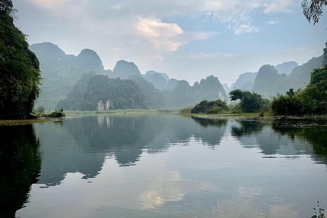 Hoa Lu - Tam Coc - Mua Cave Full Day - LIMOUSINE - How the guides and organization affect the experience