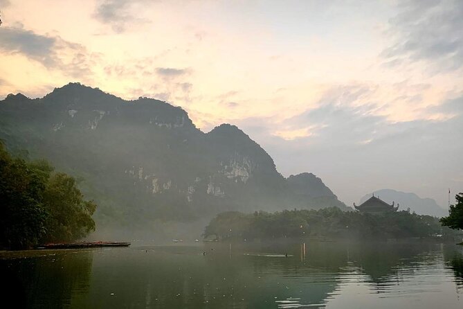 Hoa Lu - Tam Coc - Mua Cave Full Day - LIMOUSINE - What the $30 price really includes