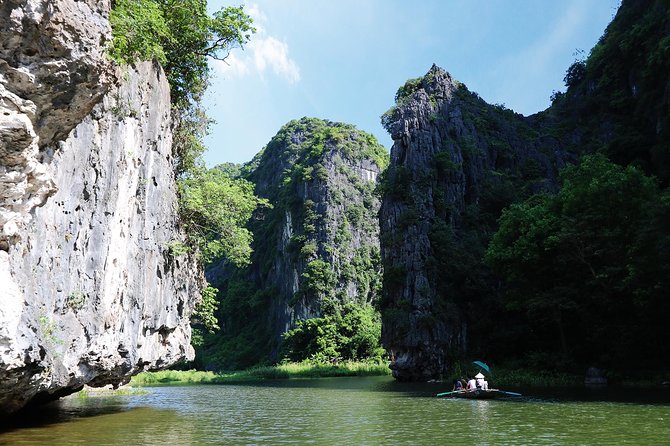 Hoa Lu - Tam Coc - Ninh Binh Day Tour: Biking, Visit Local Family - The two-hour ride back to Hanoi