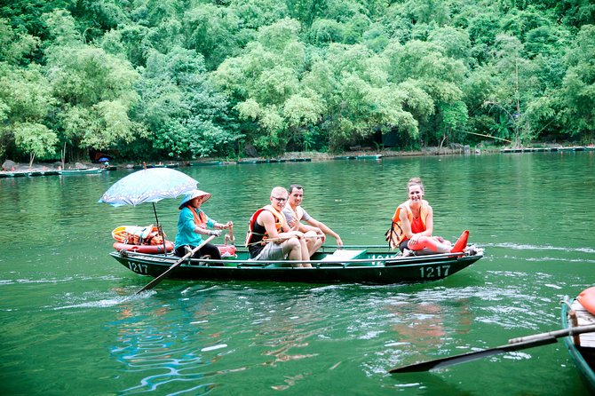 Hoa Lu Temple, Trang An boat trip & Mua Cave Mountain day trip - best selling - Lunch, Cycling, and the Extras That Shape the Day