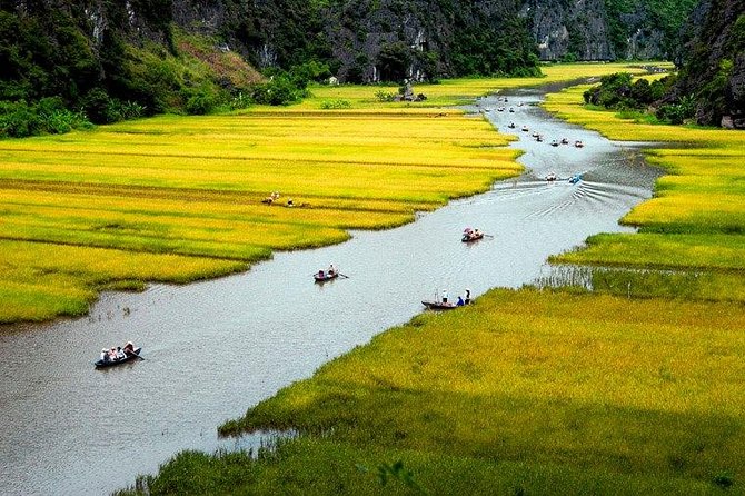 Hoa Lu -Trang An -Hang Mua Small Group Full day From Hanoi - Leaving Hanoi for Ninh Binh’s countryside