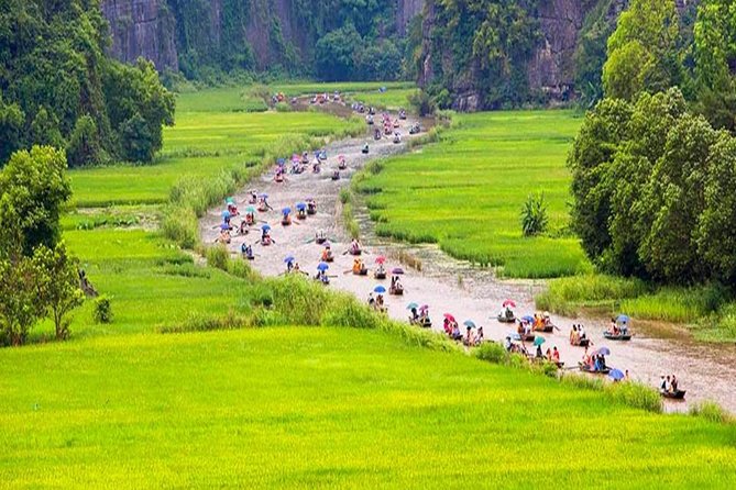 HOA LU -TRANG AN -MUA CAVE Full Day Including Boat Entrance Fees and Lunch - The morning ride through rural Vietnam