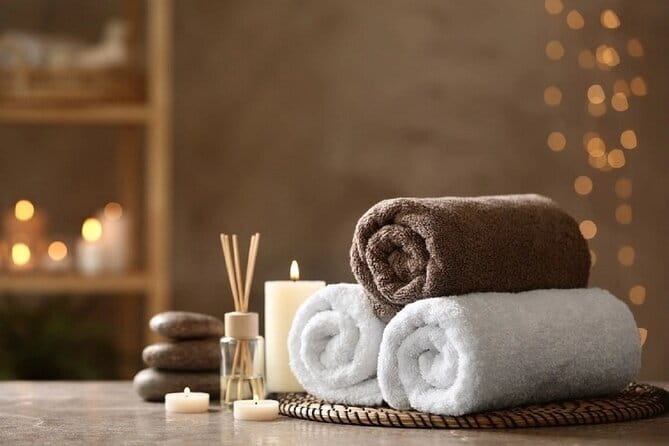 Hoang Spa Nourishing Shampoo & Head Shoulders Face Massage - What happens from the welcome drink to the final rinse