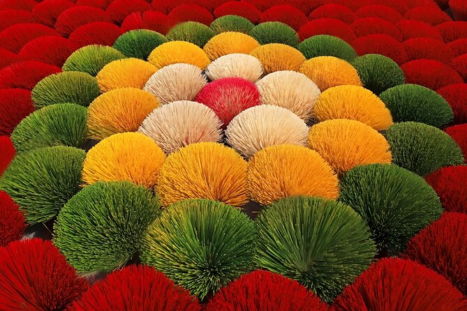 Incense Village Small Group of 9 Tour From Hanoi to Ninh Binh - Tam Coc by sampan, the day’s main scenic reward