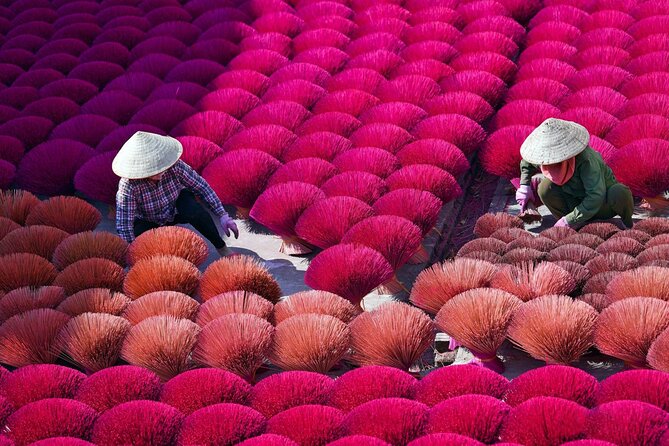 Incense Village Small Group of 9 Tour From Hanoi to Ninh Binh - Vietnamese lunch near Tam Coc