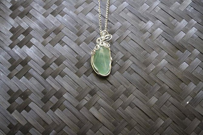 Jewelry Making Workshop - Family and accessibility details