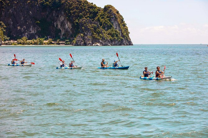 Kayaking at Lan Ha Bay - Entering lagoons, caves, and natural archways