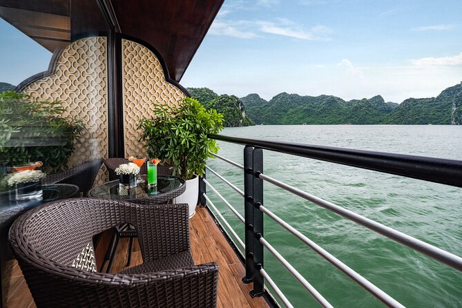 La Casta Cruise - 5 Star Luxury HALONG & LAN HA BAY - 2Day/1Night - An early Lan Ha Bay morning