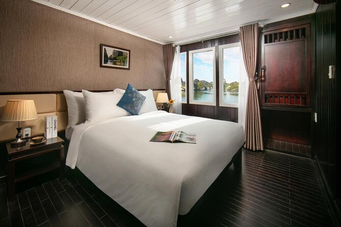 La Regina 2 days tour in Halong Bay & Bai Tu Long Bay - 4 star - Meeting the ship at Halong International Harbour