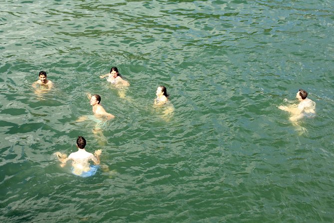 Lan Ha bay Boutique cruise 3D/2N: Kayaking - Swimming & Biking Viet Hai villages - Cycling to Viet Hai village