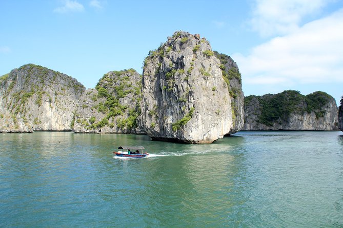 Lan Ha bay Boutique cruise 3D/2N: Kayaking - Swimming & Biking Viet Hai villages - What to pack for the bay