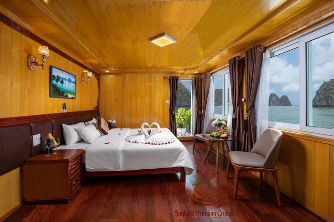 Lan Ha bay Boutique cruise 3D/2N: Kayaking - Swimming & Biking Viet Hai villages - Day one: Lunch, limestone islands, and the first paddle