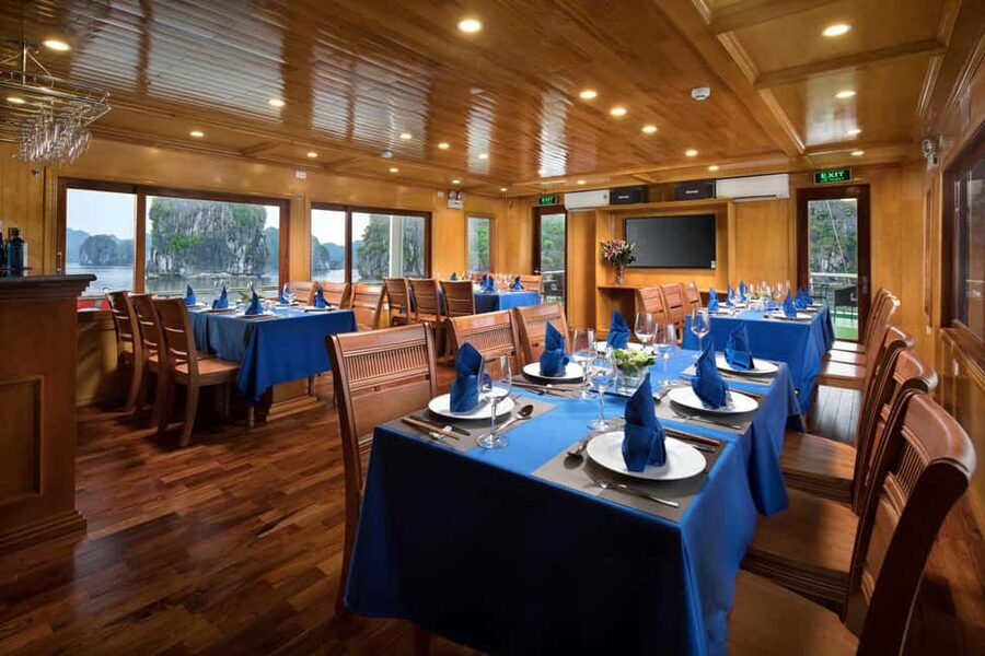 Lan Ha Bay boutique cruises with small group - Viet Hai Village by bicycle or electric car