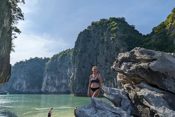 Lan Ha Bay Day Tour from Hanoi & Cat Ba Town - Serenity Boutique - Beo Wharf and the first views of Cai Beo