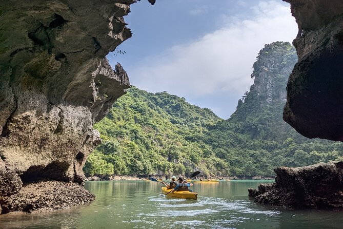 Lan Ha Bay Day Tour from Hanoi & Cat Ba Town - Serenity Boutique - The early transfer from Hanoi to Cat Ba