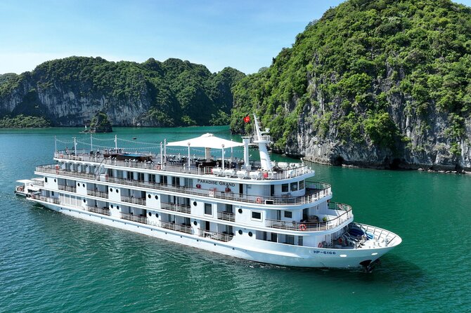 Lan Ha Bay Overnight on Paradise Grand Cruise - Day one: bicycle lanes and Viet Hai village