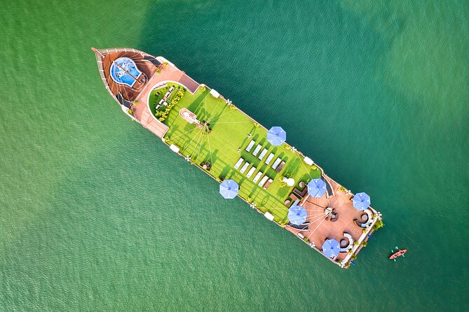 Le Journey Elegance Cruise 5 Star Lan Ha Bay - All Inclusive 2D1N - First lunch, then the karst towers of Lan Ha Bay