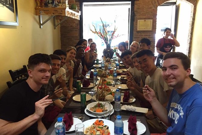 Local Market Tour and Private Cooking Class - Seeing Hanoi from a cyclo