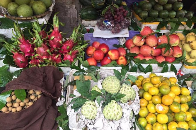 Local Market Tour and Private Cooking Class - Cooking in a professional family kitchen