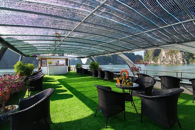 Luxury Halong Bay 1 Day on Cruises From Hanoi with Bus & Lunch - What $42.20 really covers