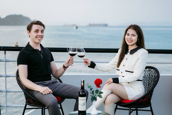 LUXURY Halong Bay Cruise 5 Stars Full Day Tour with Buffet Lunch - Sunset refreshments and the return to Hanoi
