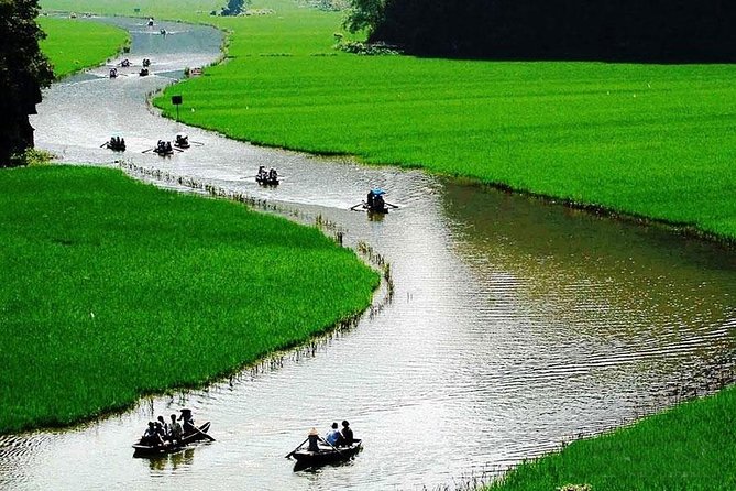 Luxury Hoa Lu - Tam Coc 1 Day Tour From Hanoi - By Limousine & Small Group - The limousine ride from Hanoi