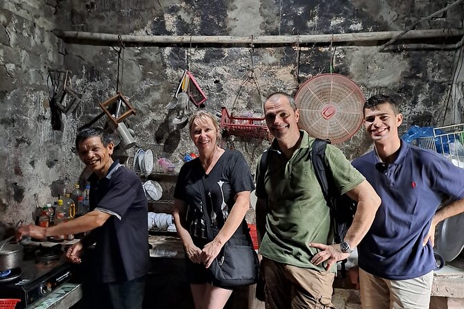 Luxury Ninh Binh Full Day Tour From Hanoi (Trang An - Hoa Lu) - Two hours among the caves of Trang An