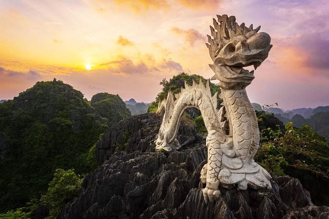 Luxury Ninh Binh: Hoa Lu - Mua Cave - Tam Coc Day Tour from Hanoi - Tam Coc by sampan, with three caves in the route