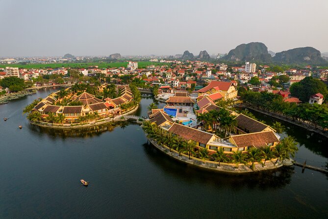 Luxury small Group Hoa Lu - Tam Coc - Mua Cave Max 6 - 8 pax/tour - A long day, with a useful schedule