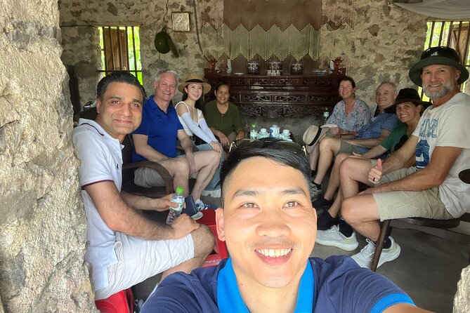Majestic Ninh Binh Discovery: Mua Cave & Tam Coc private tour - The guides and the private service