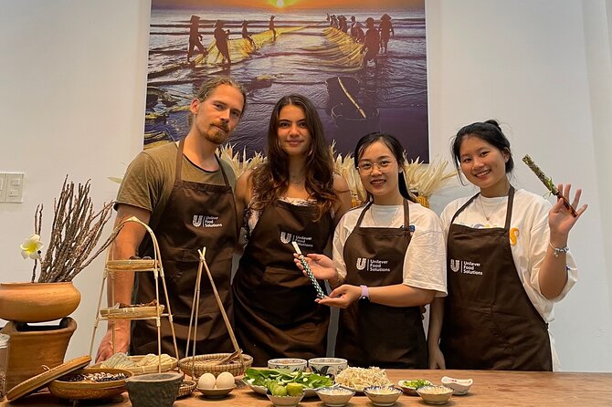 Market Tour & Cooking class in Ha Noi City - Five dishes, one working kitchen