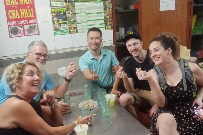 Michelin Street Food Tour - The basic side of the experience