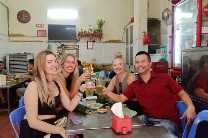 Michelin Street Food Tour - A three-hour walk through Hanoi’s food lanes