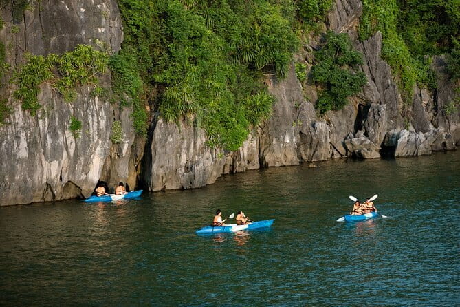 Mila Cruises 3 Day Explore Halong Bay from Hanoi - Day 3: Titov Island and the trip back to Hanoi