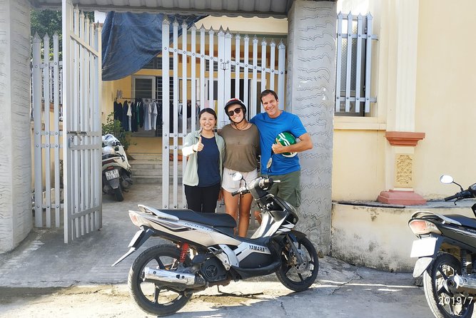 Motorbike Rental Ninh Binh - Choosing between automatic and manual bikes