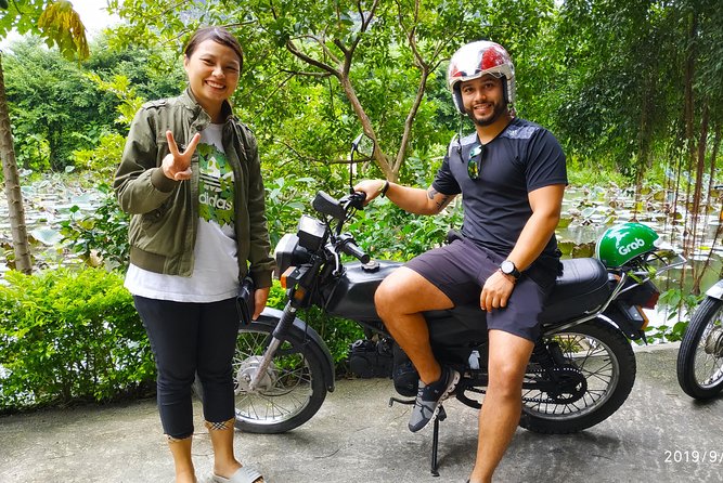 Motorbike Rental Ninh Binh - Local help from Lee, her husband, and Kim