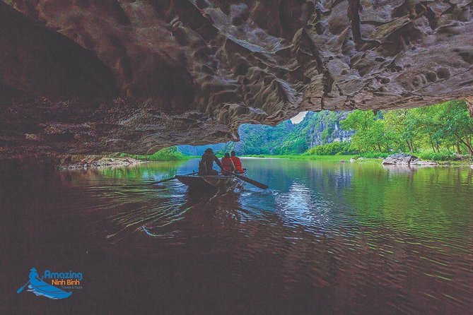 Mua Cave - Tam Coc - Bich Dong Day tour with transfer, local family & bike - Cycling between limestone hills and village life
