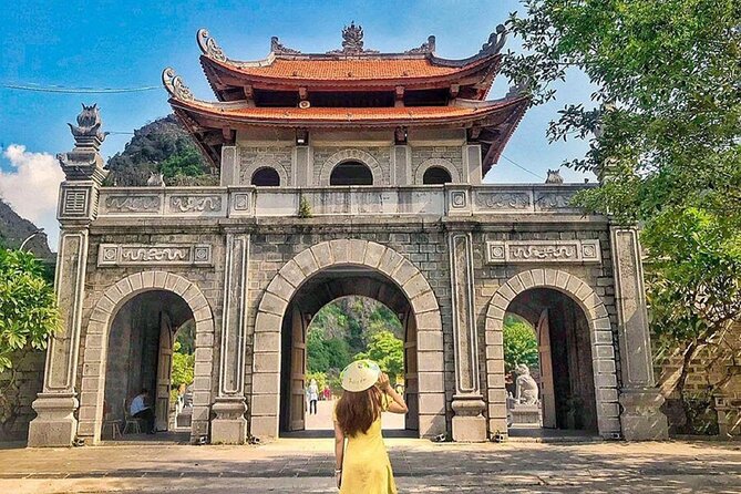 Ninh Binh 1 day Hoa lu Bai Dinh Trang an Mua Cave Small Group - Lunch between the historic and natural sights