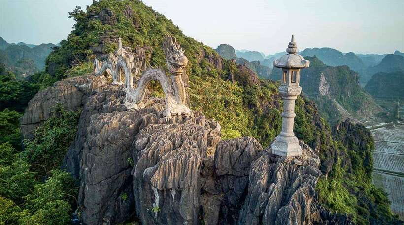 Ninh Binh: Bai Dinh, Trang An, and Mua Cave Small-Group Tour - Bai Dinh Pagoda and its monumental scale