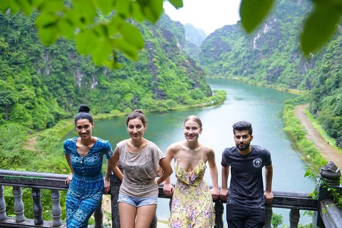 Ninh Binh Daily Tour: Hoa Lu - Am Tien Cave- Trang An boat ride - What to bring for a more comfortable day