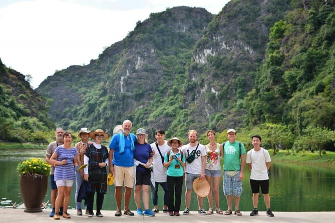 Ninh Binh Daily Tour: Hoa Lu - Am Tien Cave- Trang An boat ride - Who should book this Ninh Binh day tour?