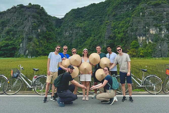 Ninh Binh Day Escape from Hanoi: Local Life, Connection & Tales - The Tam Coc sampan ride