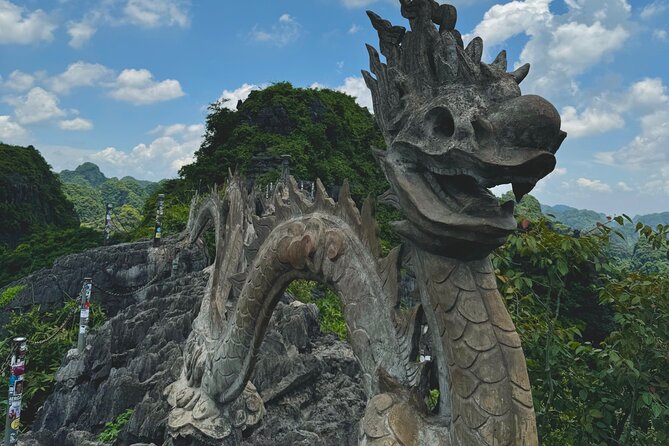 Ninh Binh Day Escape from Hanoi: Local Life, Connection & Tales - A family-style lunch in Tam Coc
