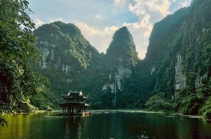 Ninh Binh Day Tour from Hanoi: Hoa Lu Trang An and Mua Caves - Should you book the Ninh Binh day tour?