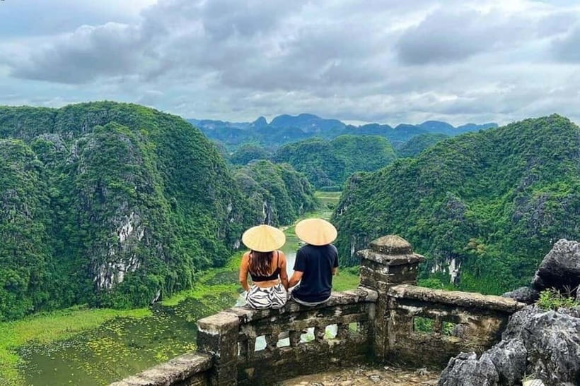 Ninh Binh E-bike Tour: Tam Coc Rural Life, Bich Dong & Dundj - Riding Through Coi Khe, Nham, and Thung Nang