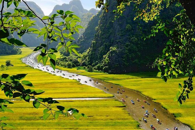 Ninh Binh full day-Hoa Lu temple & biking, Tam Coc boat trip, Dragon mountain - A quiet bike ride and a generous local lunch