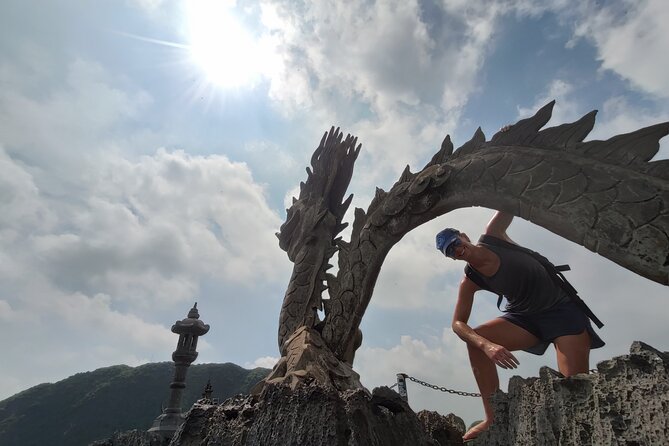 Ninh Binh: Full-Day Small Group of 9 Guided Tour from Hanoi - Leaving Hanoi in a small limousine