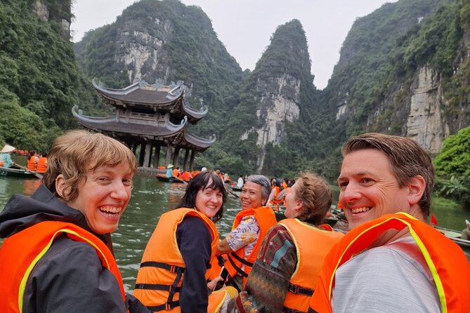 Ninh Binh Full Day to Hoa Lu, Tam Coc & Mua Cave Via Boat & Bike - Key points at a glance